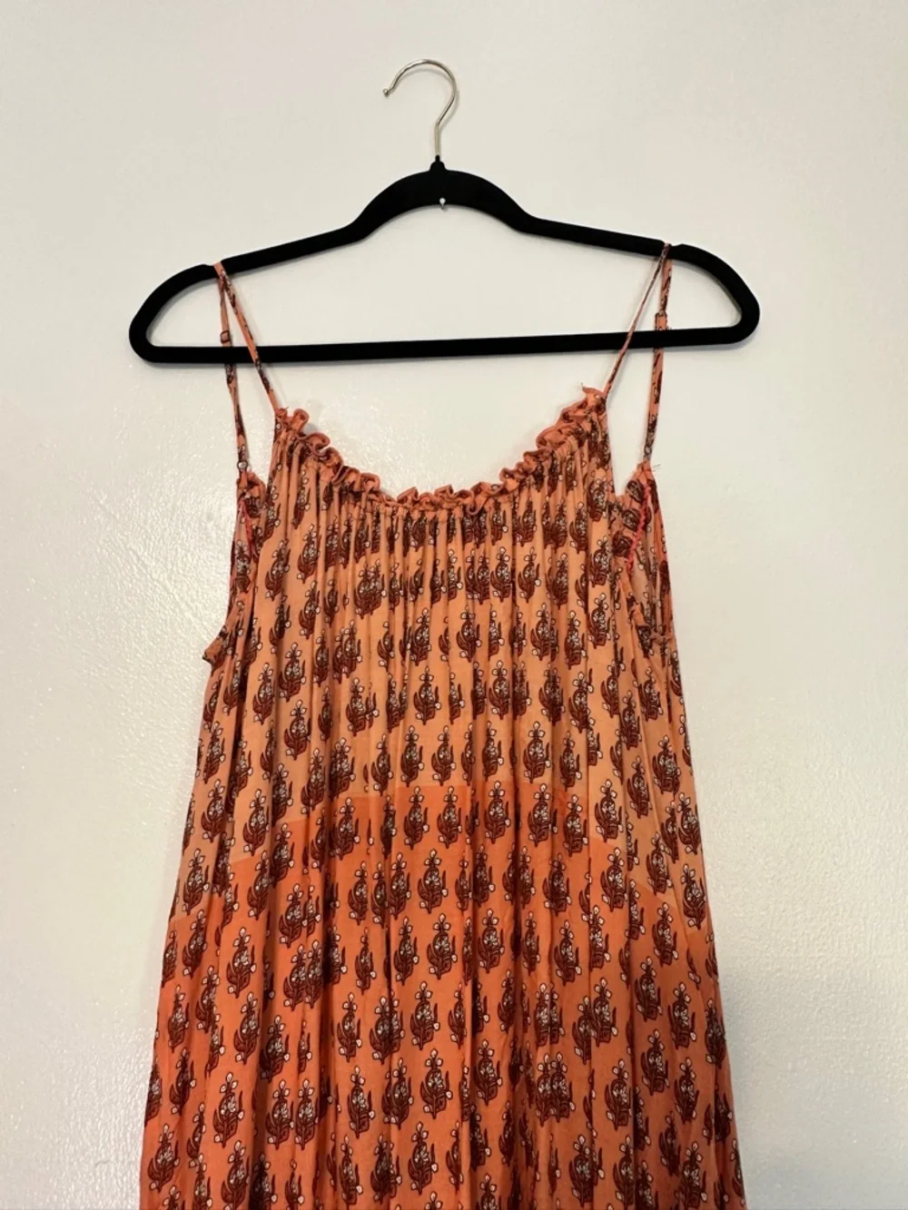 By Anthropologie Flounced Maxi Lounge Dress in Coral Floral size Medium - Picture 4 of 9